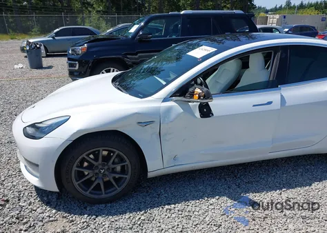 2018 Tesla Model 3 Long Range/Performance from USA, damaged, VIN 5YJ3E1EB2JF086364